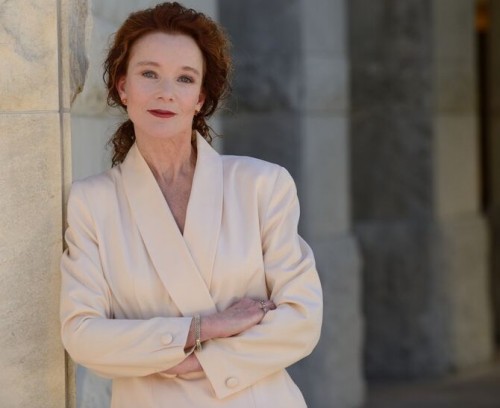 Karen MacNeil
